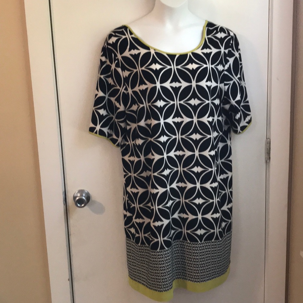 Black and White Tunic Dress